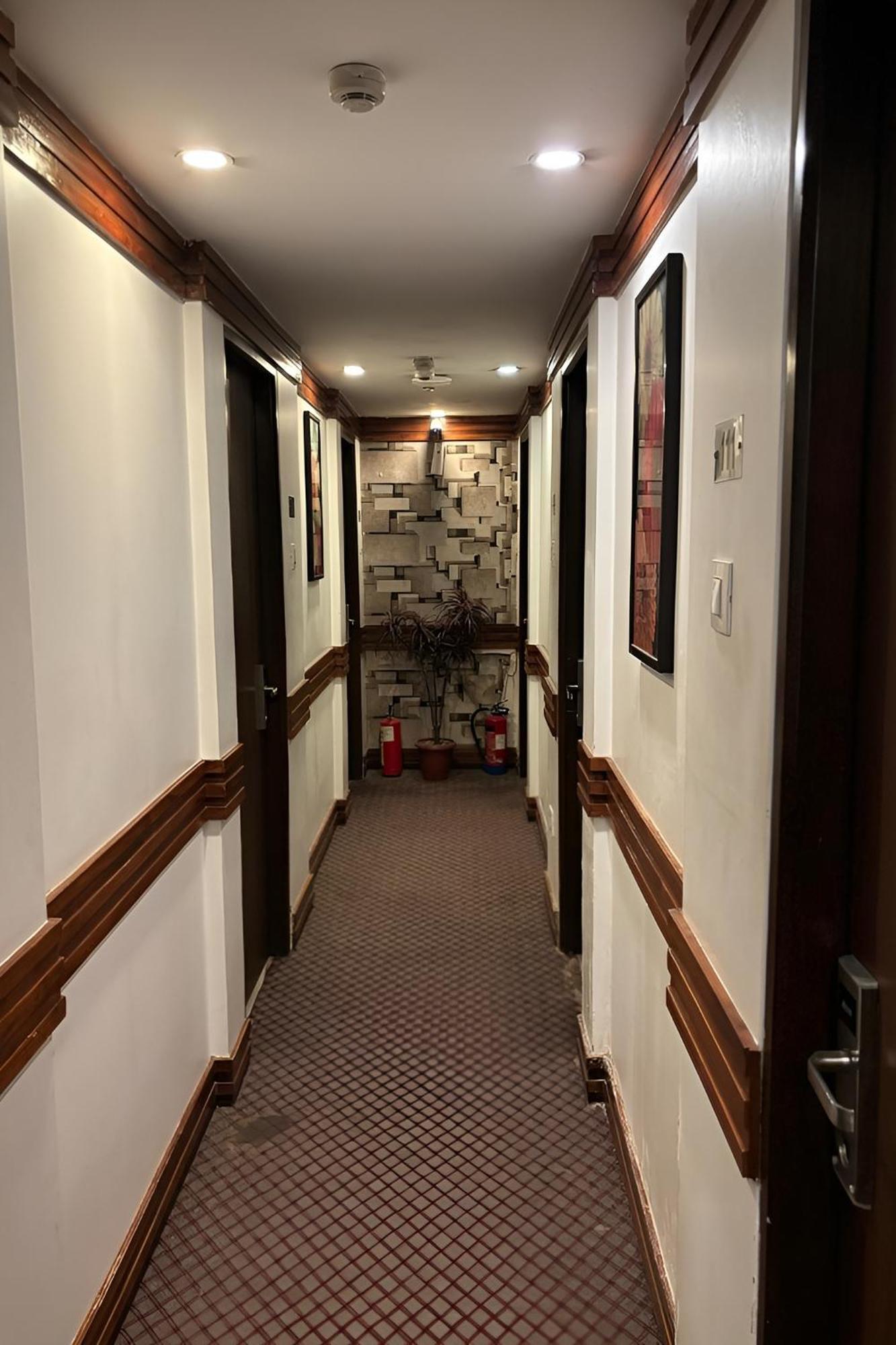 Hotel Concord Galaxy Mumbai Dış mekan fotoğraf