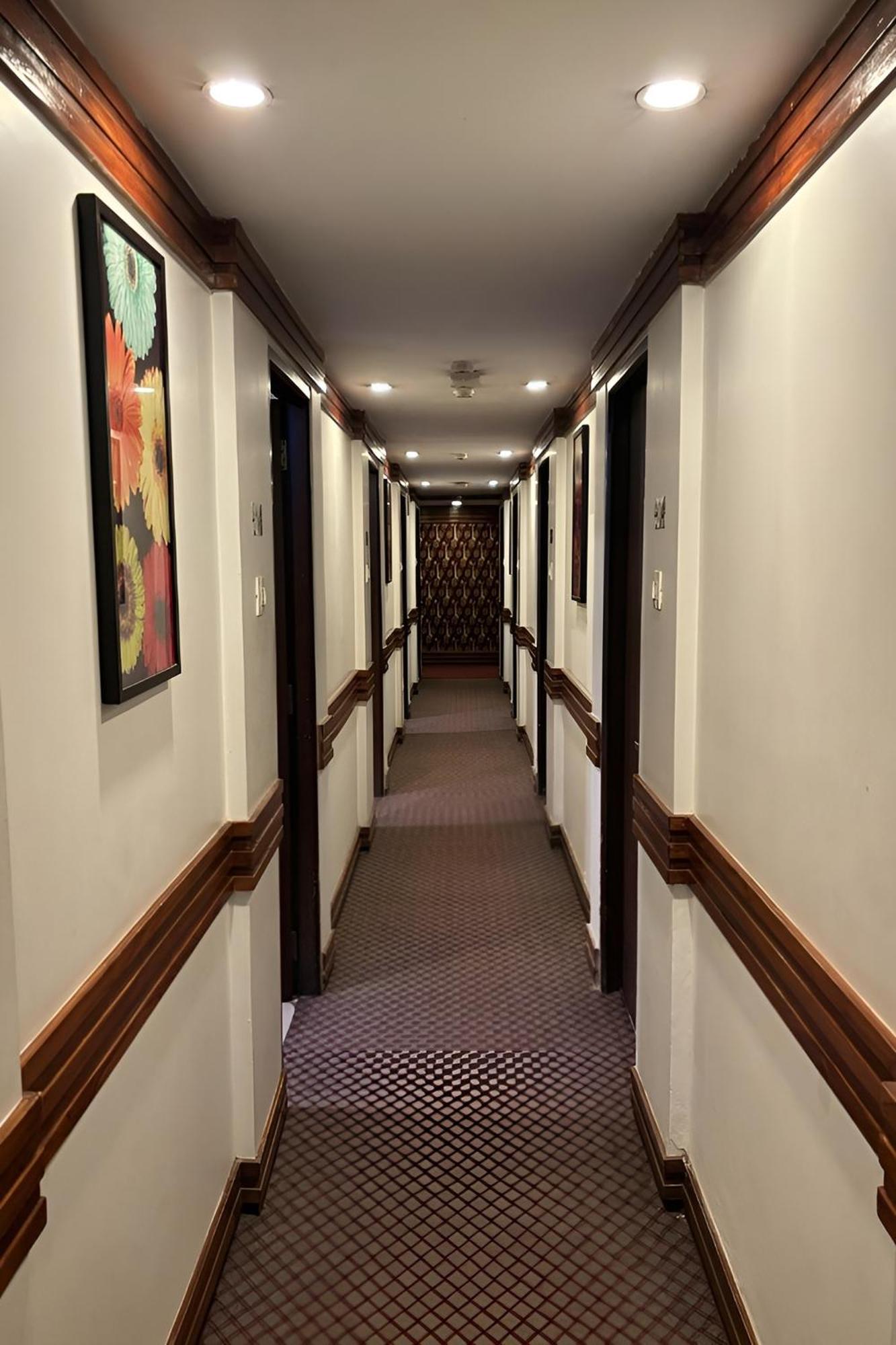 Hotel Concord Galaxy Mumbai Dış mekan fotoğraf