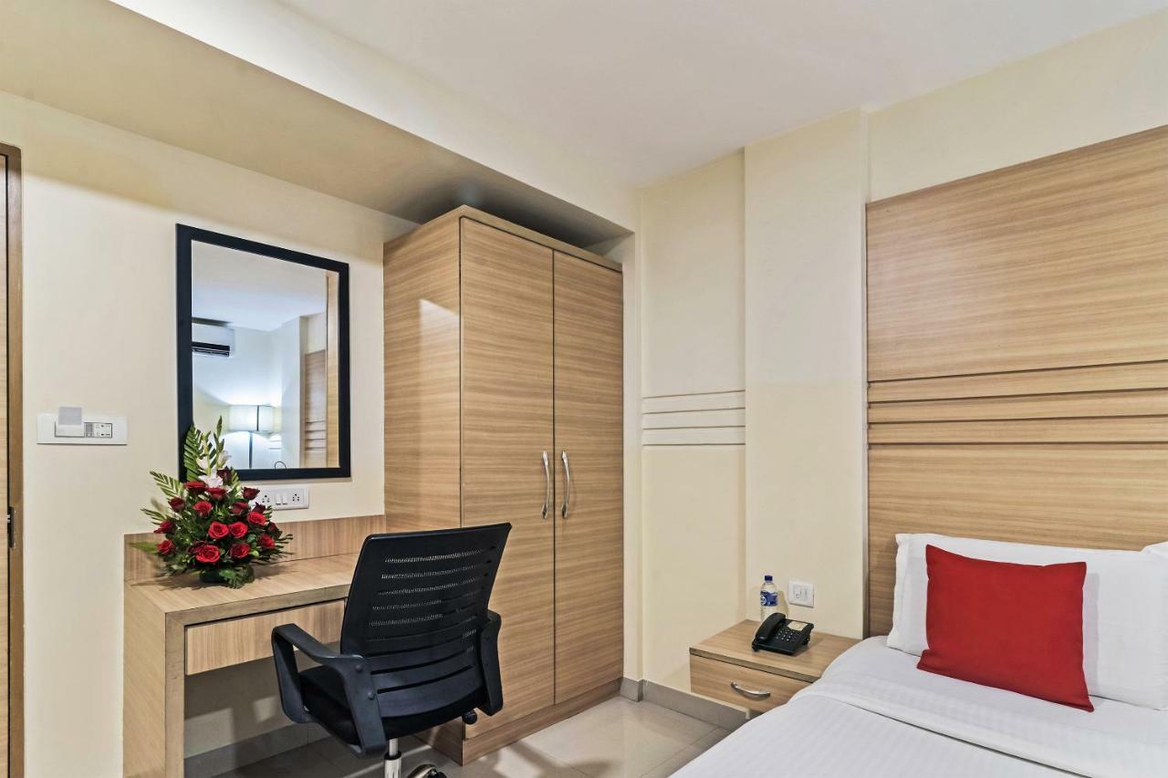Hotel Concord Galaxy Mumbai Dış mekan fotoğraf